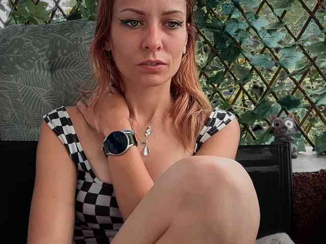 karo131324 webcam