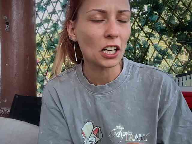 karo131324 webcam
