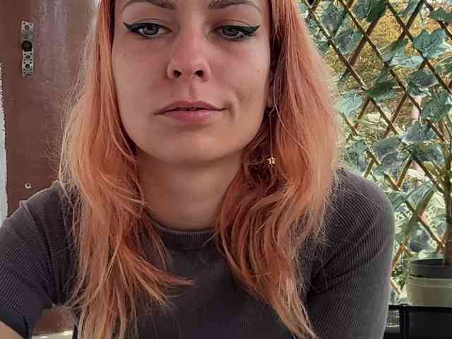 karo131324 webcam