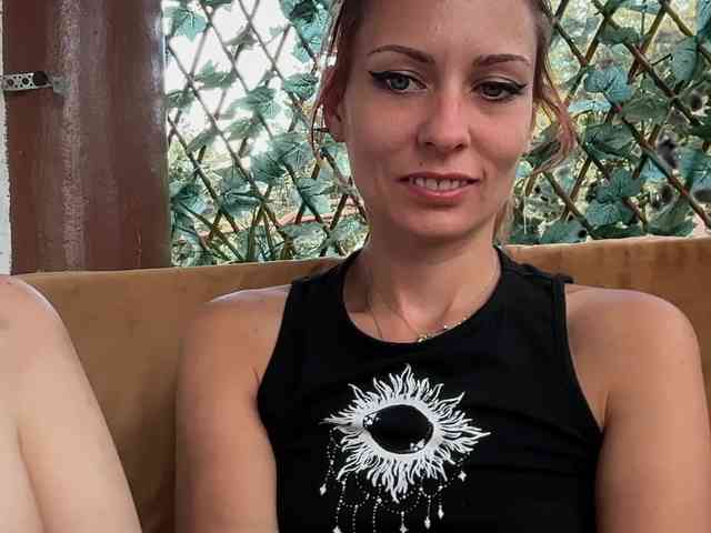 karo131324 webcam