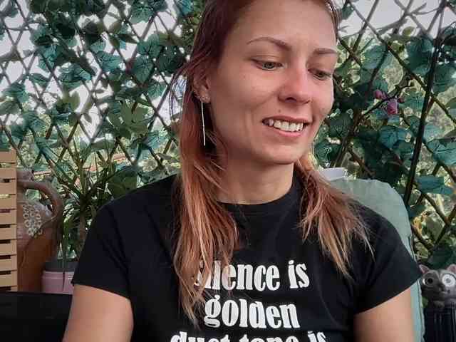 karo131324 webcam