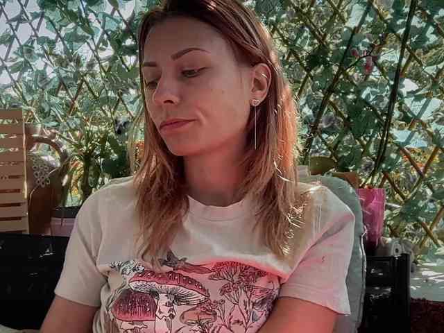 karo131324 webcam