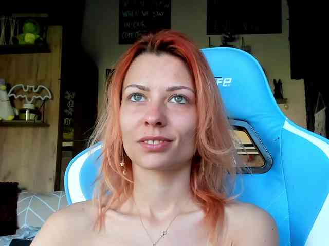 karo131324 webcam