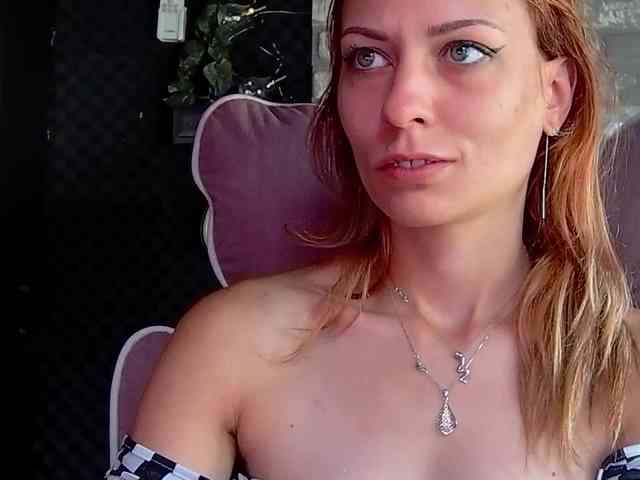karo131324 webcam