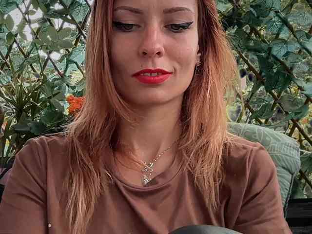 karo131324 webcam