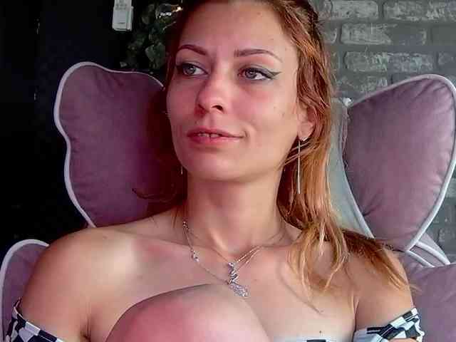 karo131324 webcam
