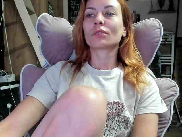 karo131324 Live Webcam on BongaCams