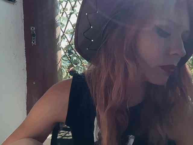 karo131324 webcam