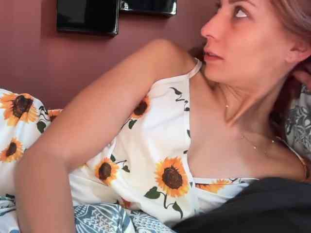karo131324 webcam
