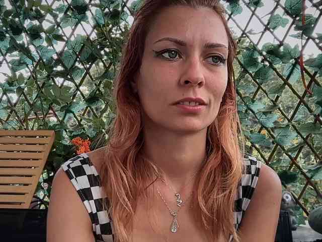 karo131324 webcam