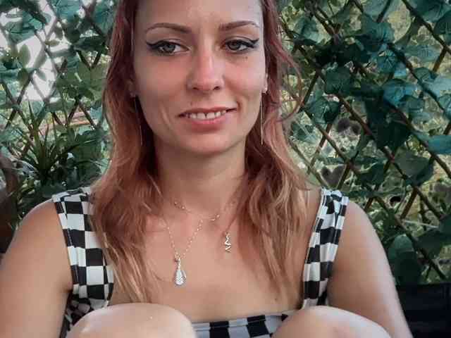 karo131324 webcam