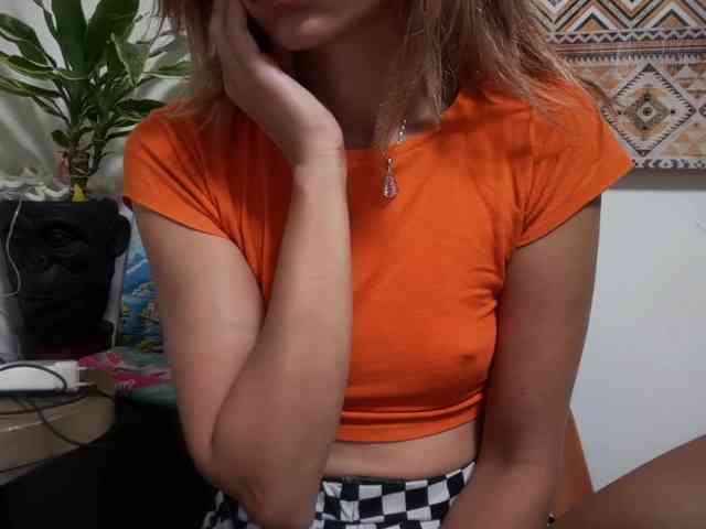 karo131324 webcam