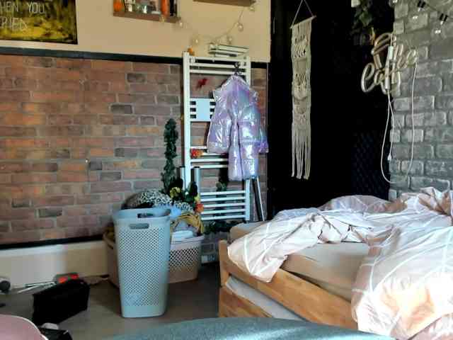 karo131324 webcam