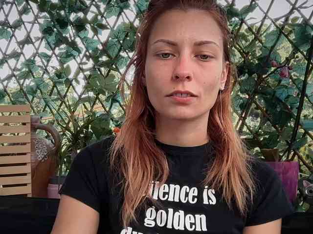 karo131324 webcam