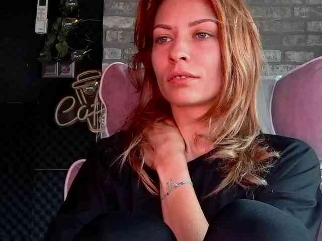 karo131324 webcam