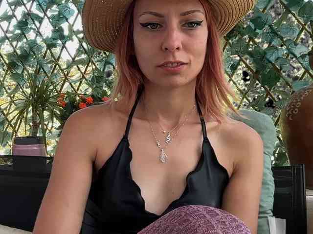 karo131324 webcam
