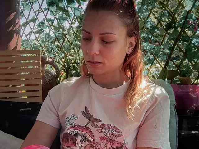 karo131324 webcam