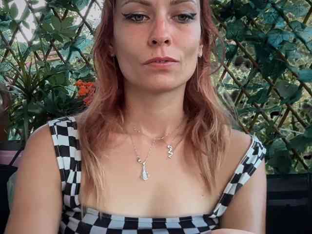 karo131324 webcam