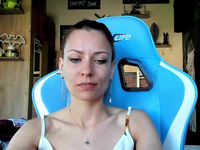 karo131324 webcam
