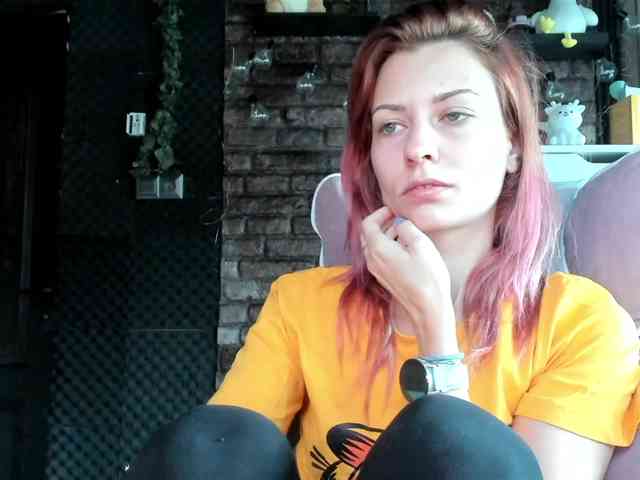 karo131324 webcam
