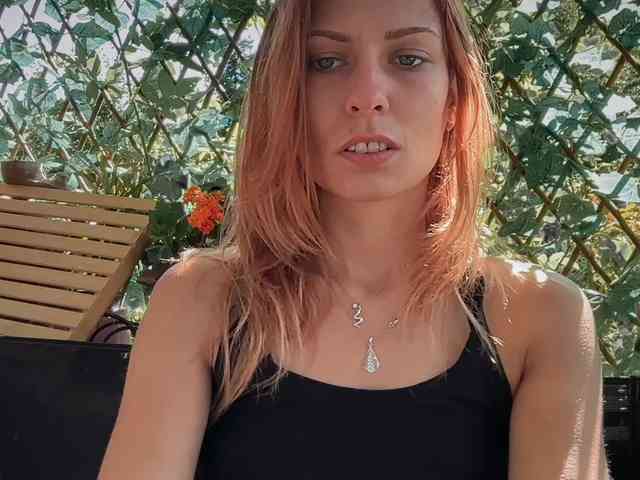 karo131324 webcam