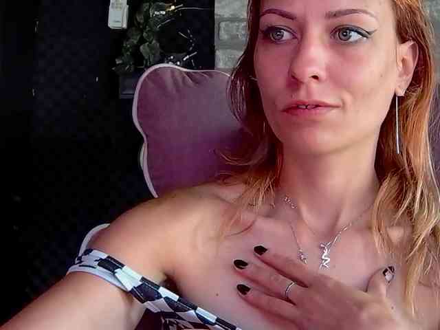karo131324 webcam