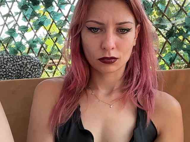 karo131324 webcam