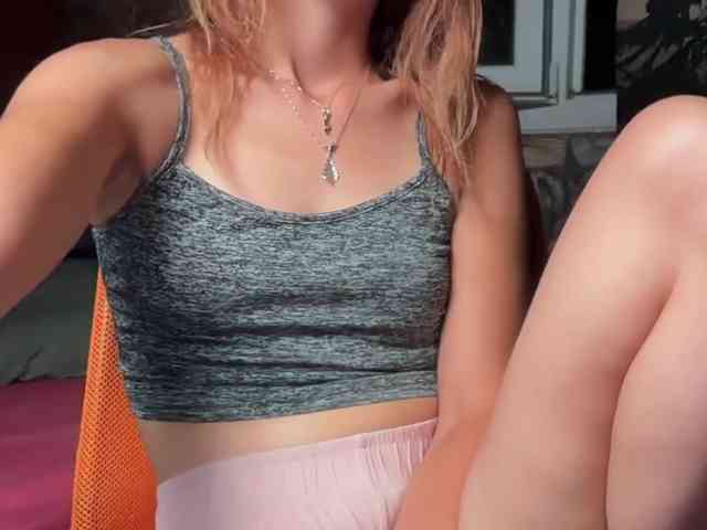 karo131324 webcam