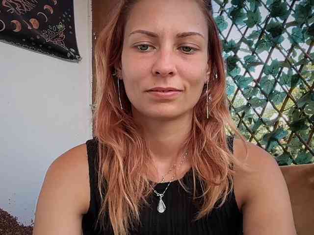 karo131324 webcam