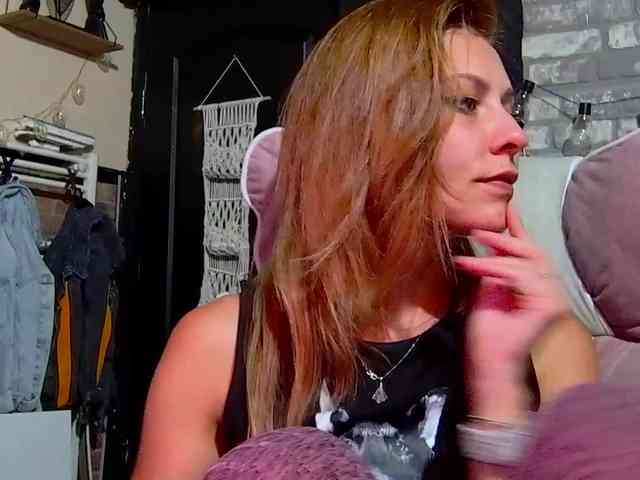 karo131324 webcam