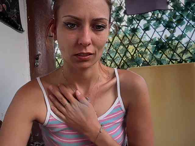 karo131324 webcam