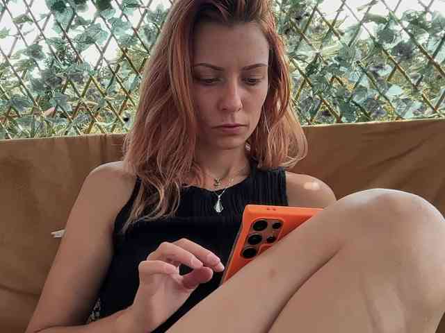 karo131324 webcam