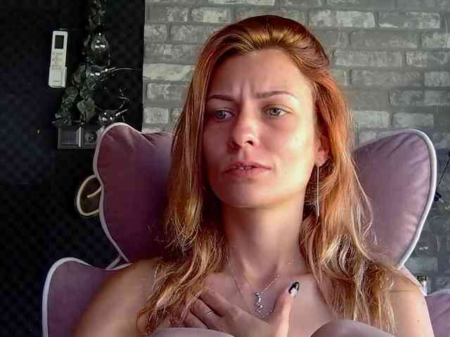 karo131324 webcam