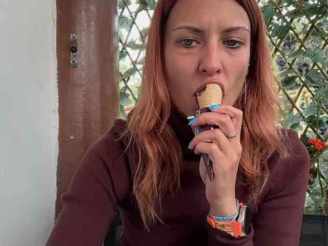 karo131324 webcam