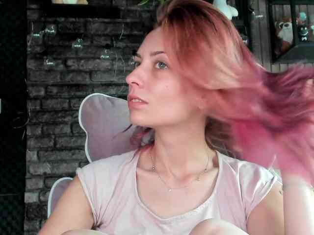 karo131324 webcam