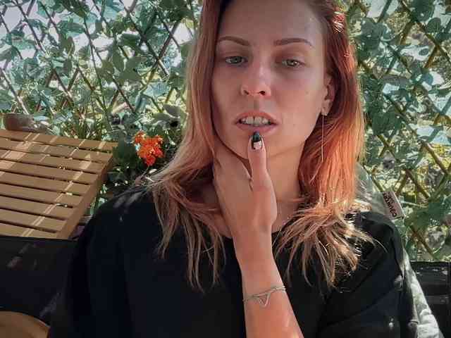 karo131324 webcam