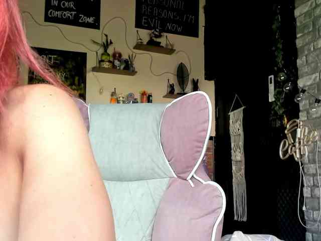 karo131324 webcam