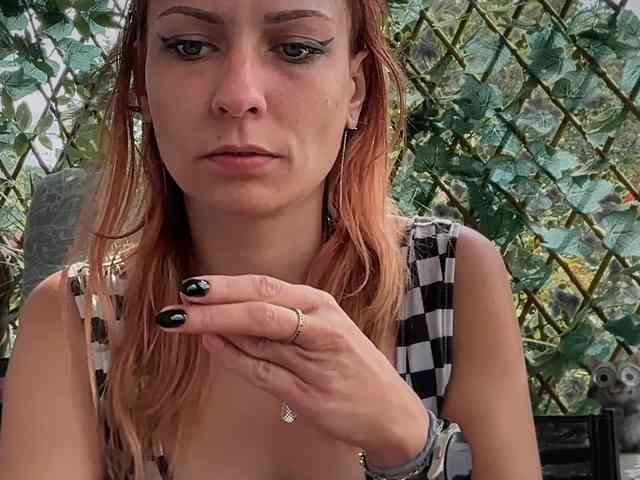 karo131324 webcam