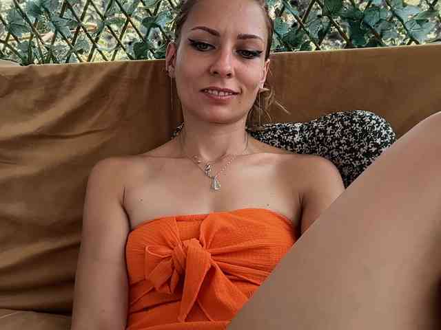 karo131324 webcam