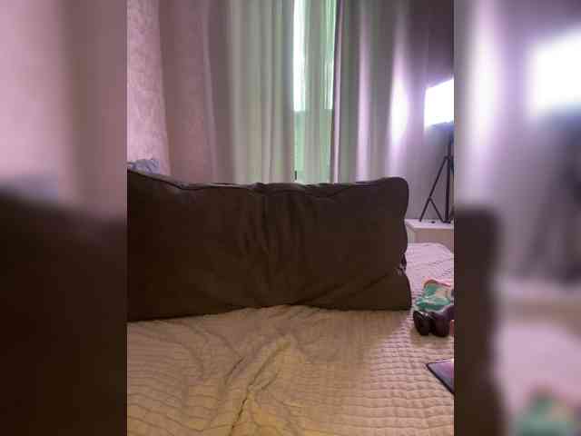 kamillazolotaa Live Webcam on BongaCams