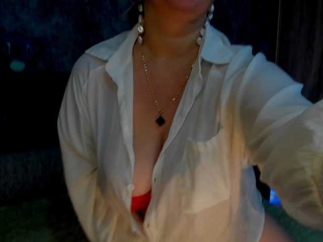 SallyNex4u, live now on BongaCams