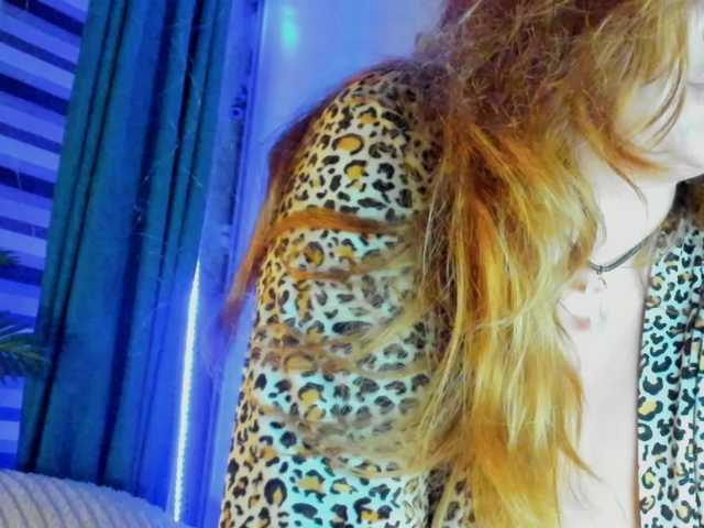 SallyNex4u live webcam show