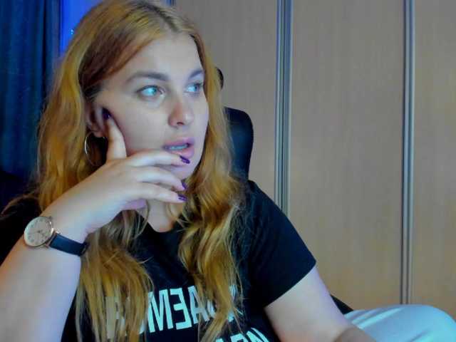 SallyNex4u live cam on BongaCams