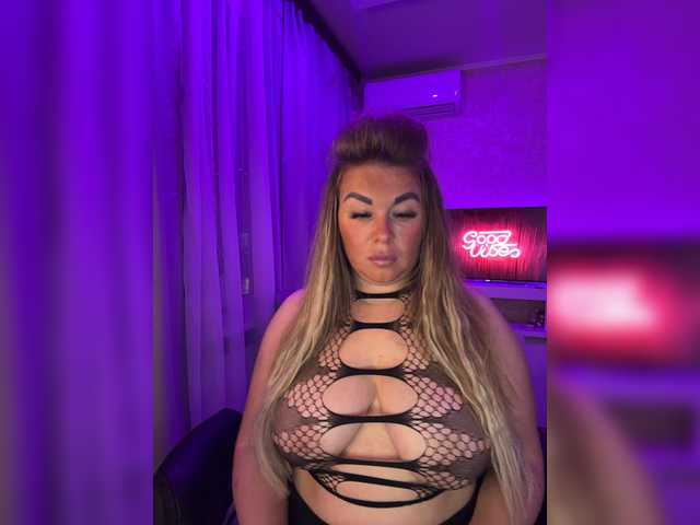 VictoriaDiamo
