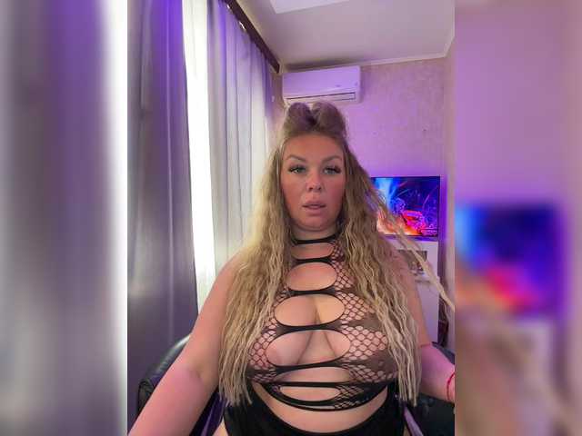 VictoriaDiamo live cam