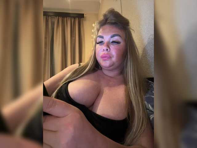 VictoriaDiamo