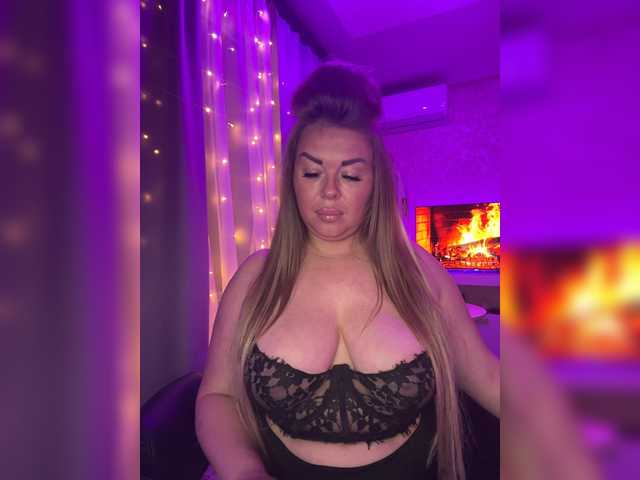 VictoriaDiamo's BongaCams show and profile