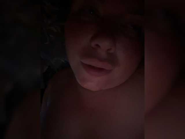 VictoriaFoxxx live webcam show