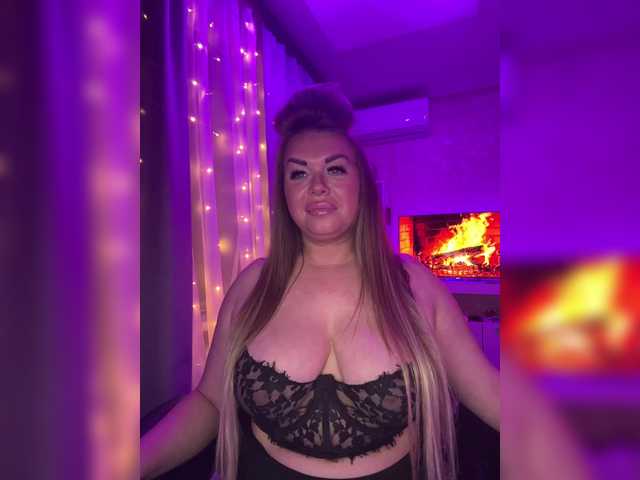 VictoriaDiamo's BongaCams show and profile