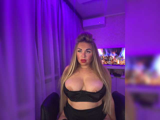 VictoriaDiamo